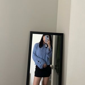 blue hollister sweater